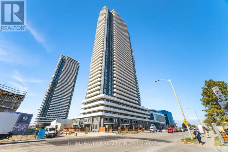 106 - 28 INTERCHANGE WAY | 106 - 28 INTERCHANGE WAY, Vaughan | 3131788