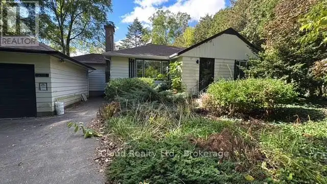 398 CHRISTINA DRIVE | 398 CHRISTINA DRIVE, Oakville | 3131974