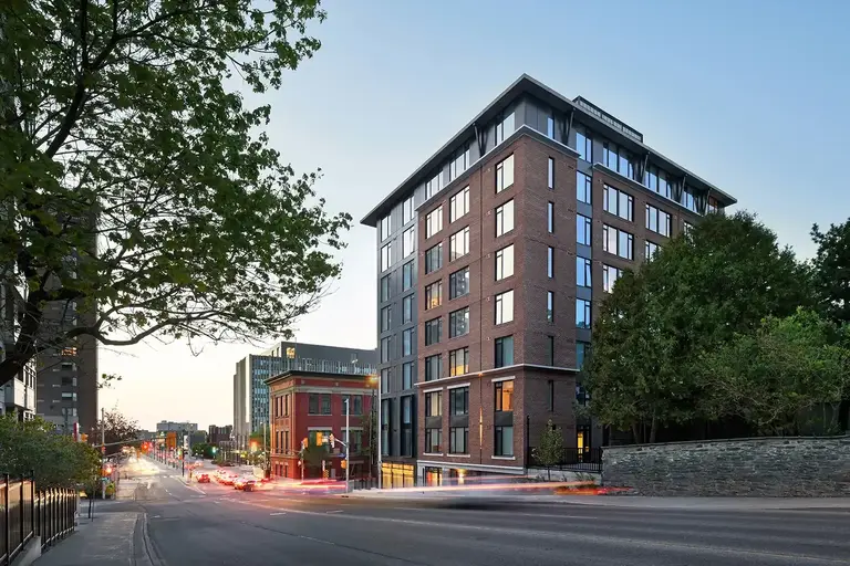 Hillside Apartments | 250 Besserer Street, Ottawa | 3132011