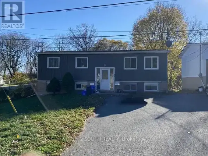 UPPER - 34 GREER STREET | UPPER - 34 GREER STREET, Kingston | 3132279