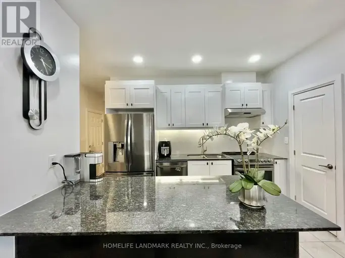 UPPER UNIT - 33 OLYMPIC GATE | UPPER UNIT - 33 OLYMPIC GATE, Barrie | 3132308