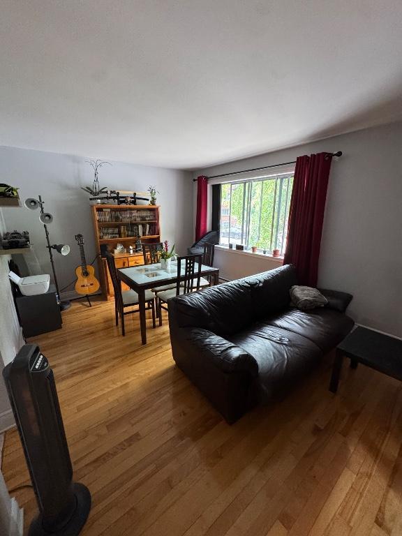 TRÈS GRAND 3 1/2 à louer à Cartierville adj. Ville St-Laurent | 3132686