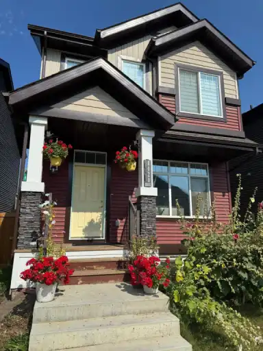 Cozy & modern Style House with 3 Bedroom | 8020 Orchards Green Southwest, Edmonton | 3175532