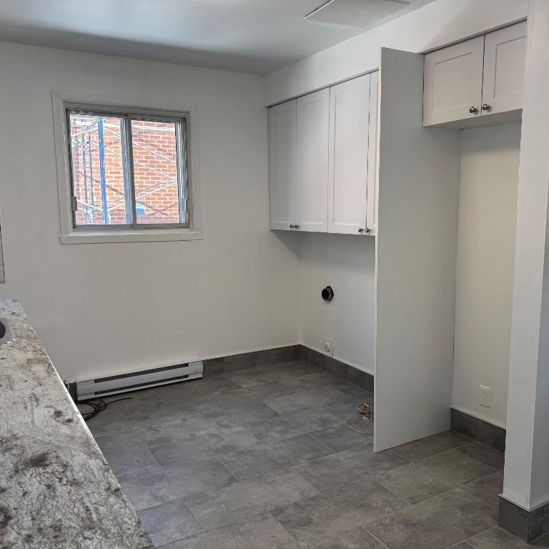 41/2 NEUF / complétement renové à louer à Saint-Eustache | 3133052