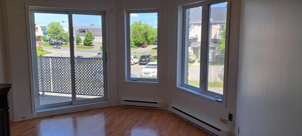 3 1/2 RENOVER, Saint-Eustache avec clientèle 55+ ans | 3133054