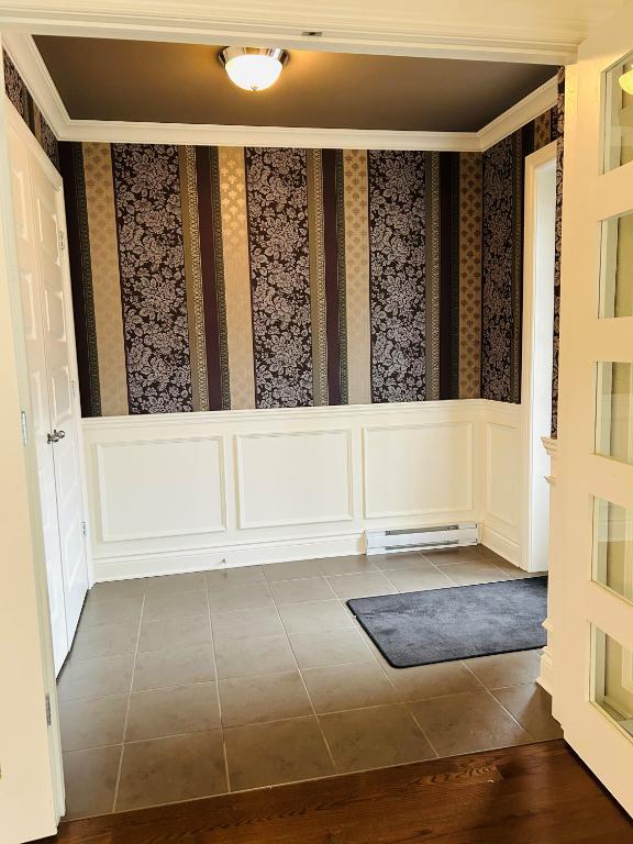 Condo 4 et 1/2 a louer . Sainte Marthe sur le lac. 1250 PC. 1650$ par moi. semi meublé. | 3133076