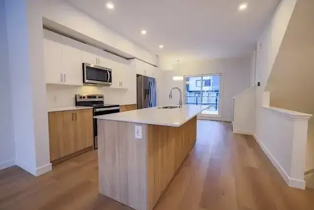 PAY ONLY $2250 Rent | 218 - 8500 19 Avenue Southeast, Calgary | 3160755