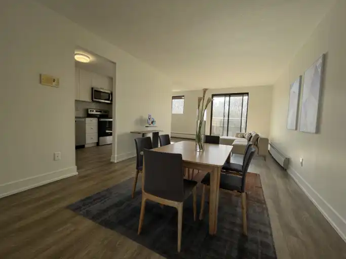 130, 140, 150 Christopher Drive | 150 Christopher Drive, Cambridge | 3134081