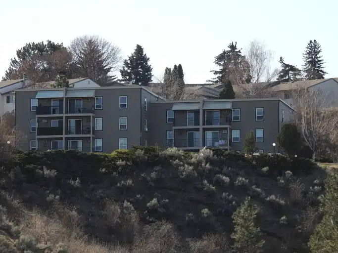 One Bedroom Apartment for Rent | 751 Grandview Terrace, Kamloops | 3135048