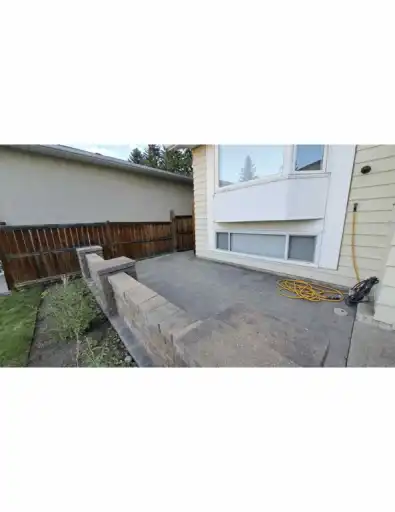 Queensland Legal 2 Bedroom Basement Suite | Calgary | 3163386