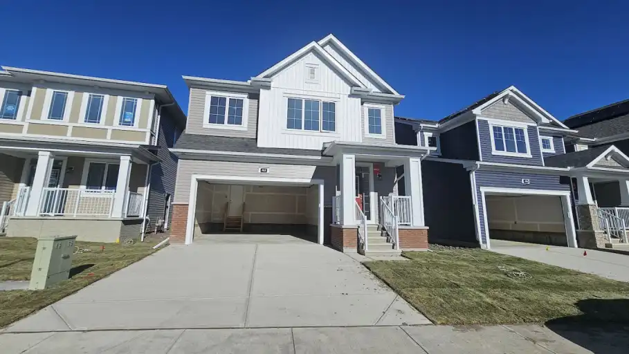 Luxury 4 BR + Den Family Home | 2300 sq ft | Great Room | Garage | NE Calgary | 42 Cityside View, Calgary | 3135124