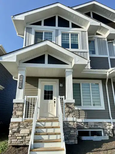 Great Townhouse in Glenridding | 16818 31 Avenue Southwest, Edmonton | 3135129