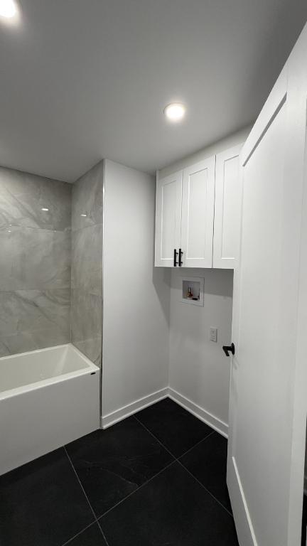 À louer – Magnifique condo 3 ½ entièrement rénové – 900 pi² | 3135164