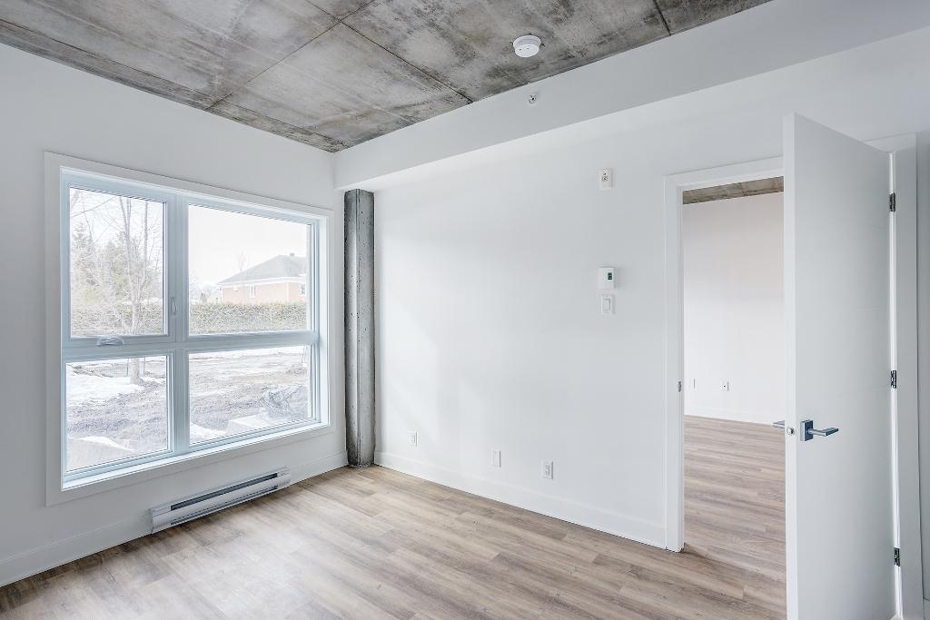 MAGNIFIQUE 31 /2 - ASCENSEUR - GYM - GARAGE - INTERNET | 3135180