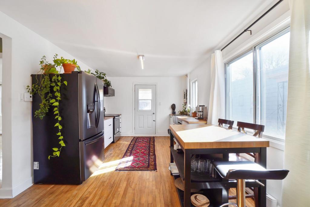 Grand 5½ lumineux rénové à Laval-des-Rapides | 3135193