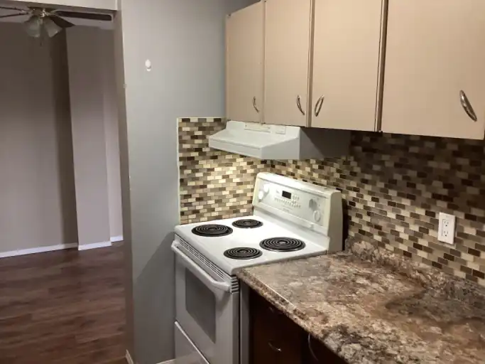 Great 2 Bedroom  Condo Unit Windsor Park | 306 - 510 58 Ave SW, Calgary | 3135402