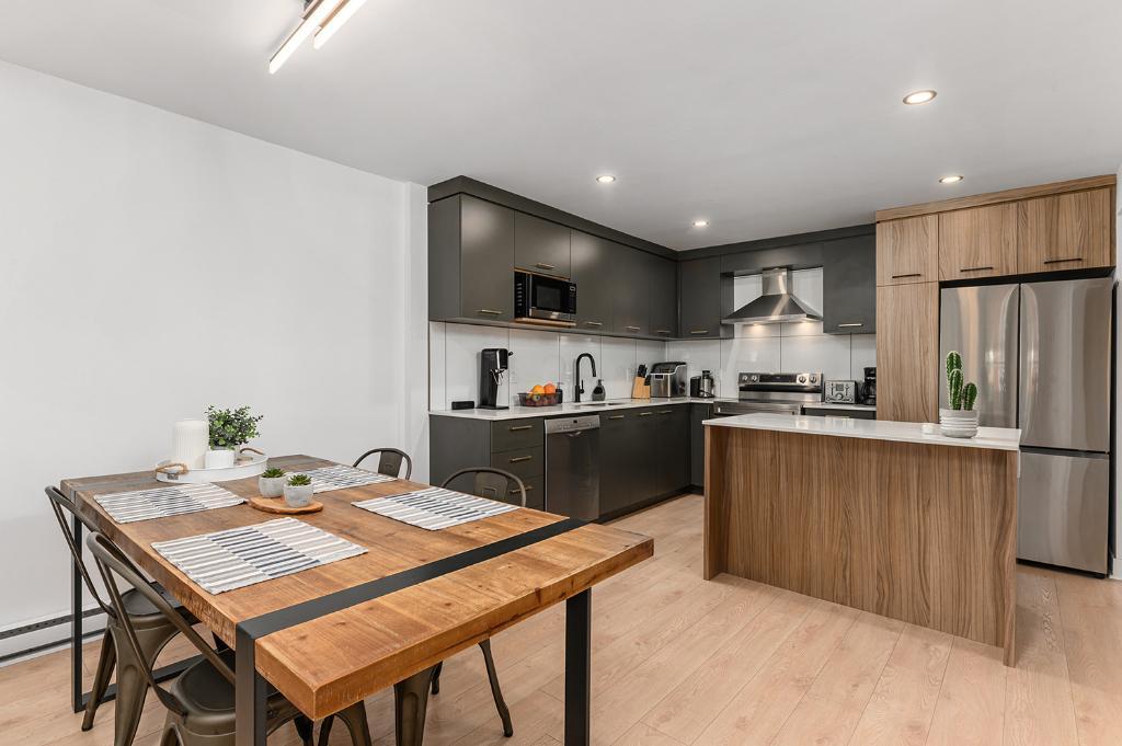 Grand 5 1/2 à Longueuil. Inclus les électroménagers, stationnement, balcon arrière privé. | 3163723