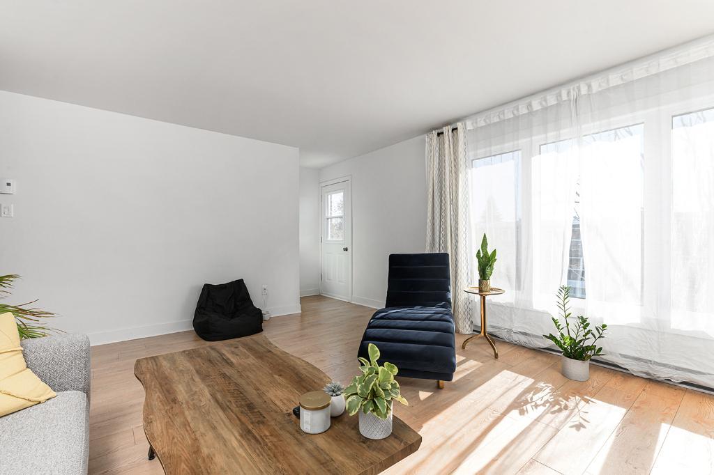 Grand 5 1/2 à Longueuil. Inclus les électroménagers, stationnement, balcon arrière privé. | 3163723