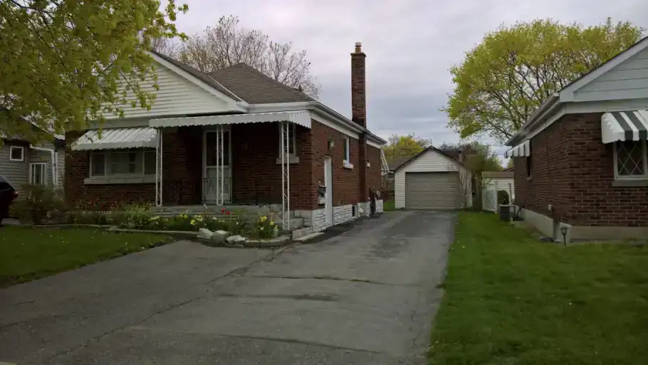 Cute, well maintained 1 Bdrm Lower Level | 392 Elgin Street East, Oshawa | 3135753