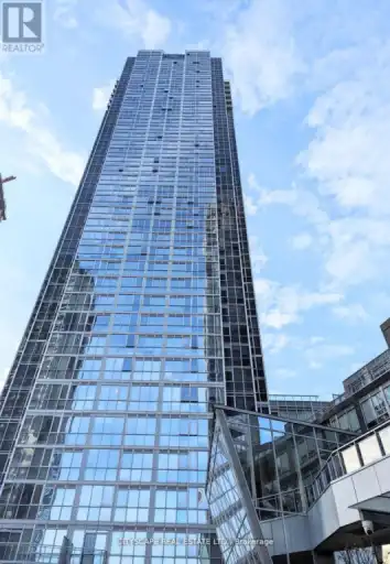 216 - 2916 HIGHWAY 7 E | 216 - 2916 HIGHWAY 7 E, Vaughan | 3156612