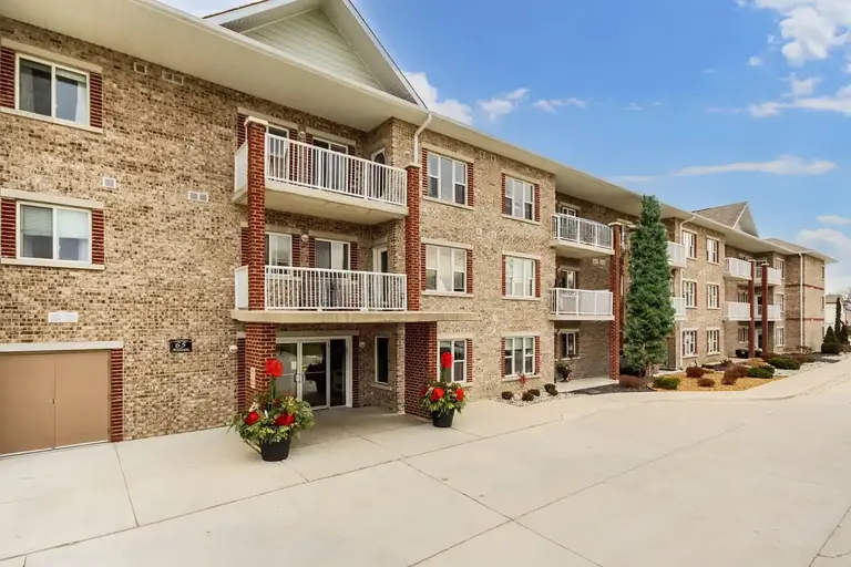 Towerview Apartments - ALL INCLUSIVE | 65 William Street, Exeter | 3146218