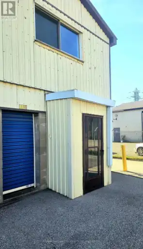 UPPER BACK - 215 ROBERTS ROAD | UPPER BACK - 215 ROBERTS ROAD, Grimsby | 3143492