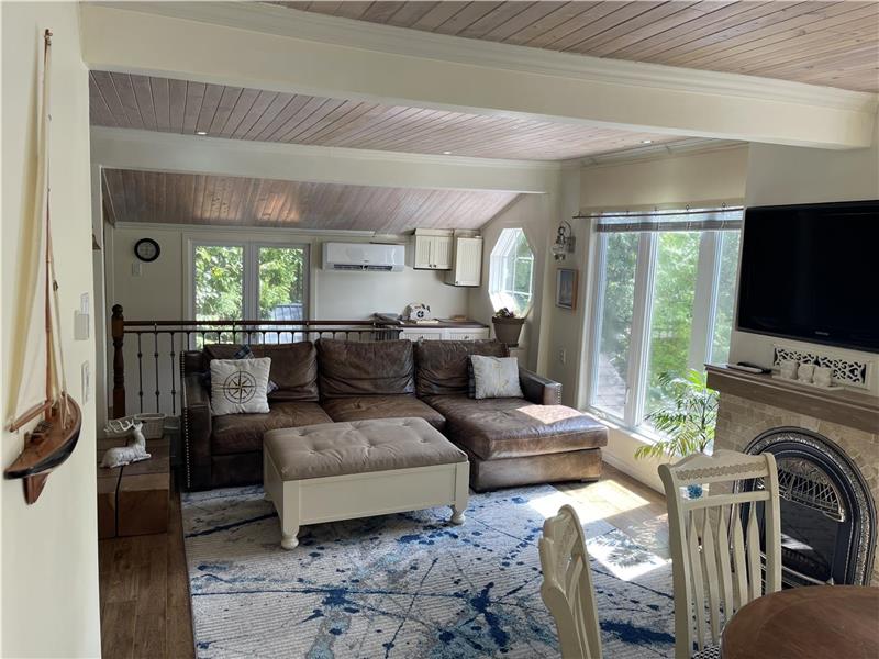 Lake and Mountain house – Mont Tremblant | 3164594