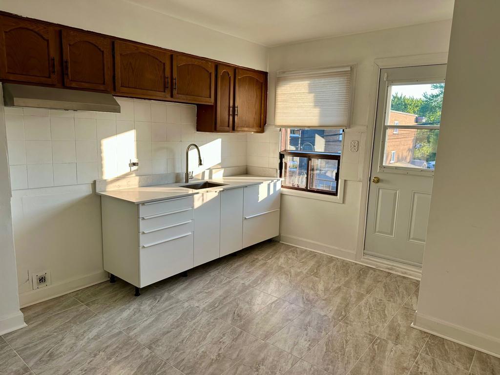 BEAU 5 ½ RÉNOVÉ & LUMINEUX | 3140465