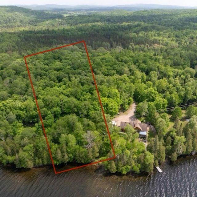 Terrain au bord du l'eau navigable laurentides | 3141003