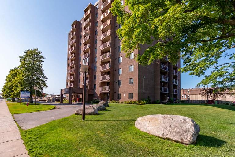 Campbell Place Apartments - ALL INCLUSIVE | 275 Albert St E, Sault Ste. Marie | 3145050