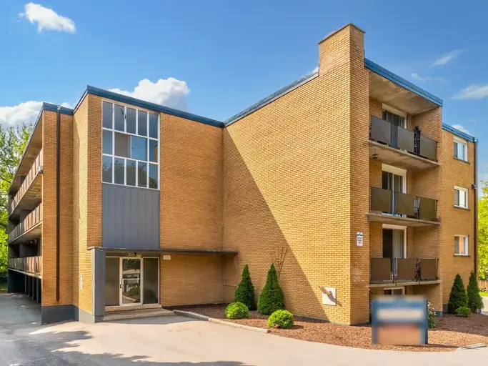 The Tuscan Apartments - ALL INCLUSIVE | 205 Brandon Avenue, Kitchener | 3145198