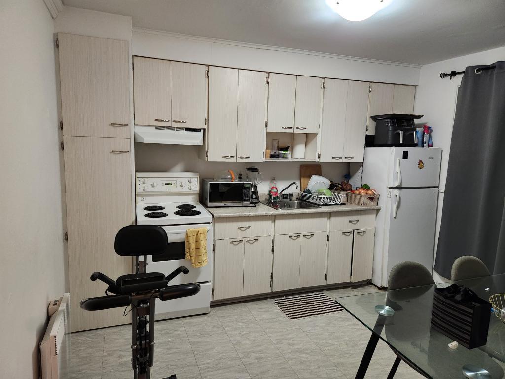 2 ET DEMI DISPONIBLE LE 1ER FÉVRIER 2026 | 3166575