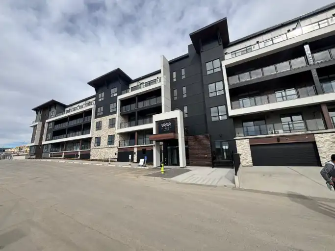 Brand New Furnished/Luxury 2 Beds/2Baths Condo in Lakeside View Mahogany | Calgary | 3145597