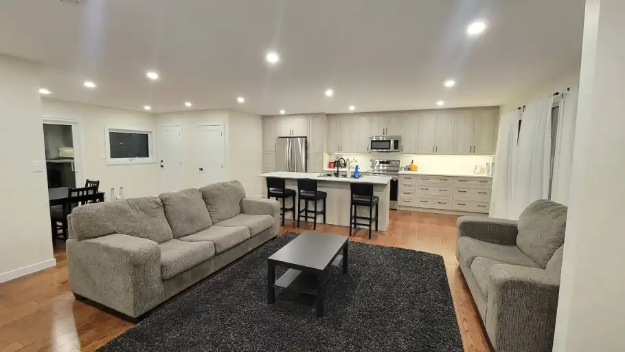 Updated, Clean, 3 Bedroom, 1 Bathroom Bungalow in High River, Alberta For Rent | 900 7 Street Southeast, High River | 3153118