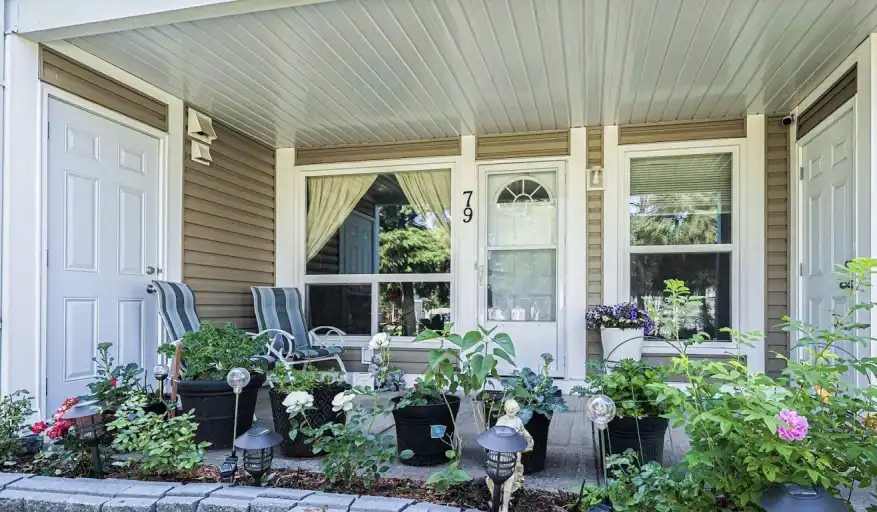 Charming 3 Bedroom Townhome in Quiet Skyrattler Neighborhood | 79 - 2204 118 Street Northwest, Edmonton | 3147659