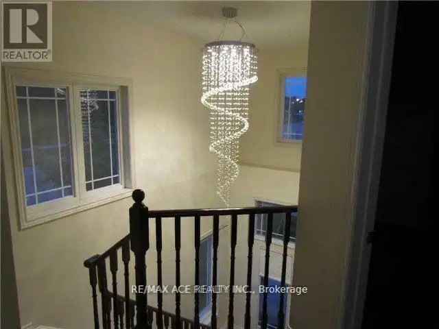 MAIN - 1998 CALVINGTON DRIVE | MAIN - 1998 CALVINGTON DRIVE, Pickering | 3172559