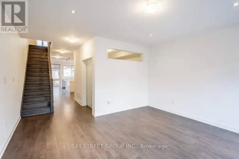 219 HUGUENOT ROAD | 219 HUGUENOT ROAD, Oakville | 3146433