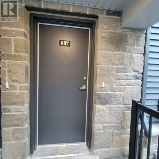 807 ARCADIAN PRIVATE | 807 ARCADIAN PRIVATE, Ottawa | 3146696