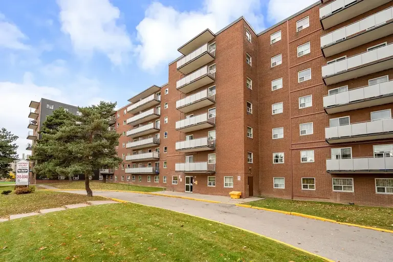 San Marino Apartments | 50 Trudelle St., Scarborough | 3146767