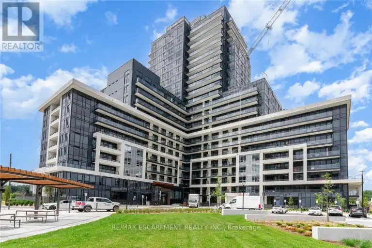 1702 - 3220 WILLIAM COLTSON AVENUE | 1702 - 3220 WILLIAM COLTSON AVENUE, Oakville | 3146777