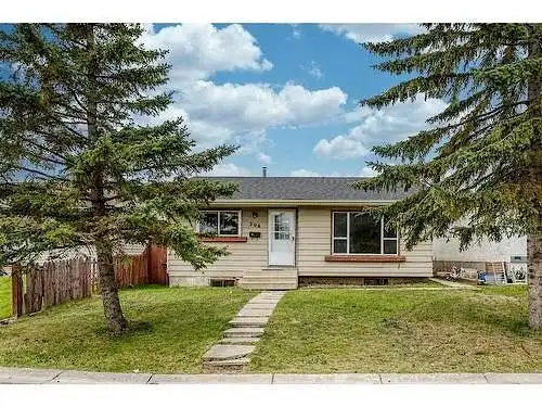 2Bdrm Basement in Falconridge $1200+40%utilities | 204 Faldale Close Northeast, Calgary | 3147675