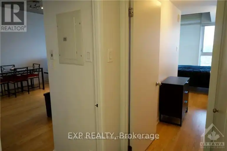 2102 - 324 LAURIER AVENUE W | 2102 - 324 LAURIER AVENUE W, Ottawa | 3149048