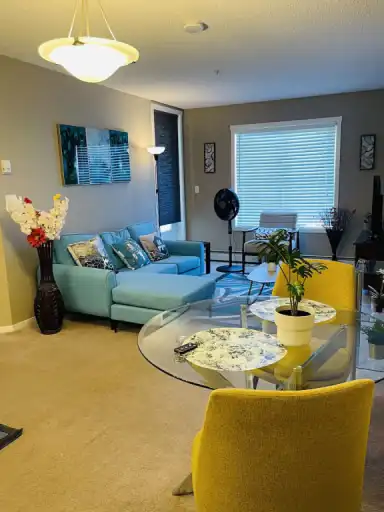 Beautiful & Cozy 2 Bedrooms+1 Den, +2  Baths for Young Working Professional | 5810 Mullen Place Northwest, Edmonton | 3149171