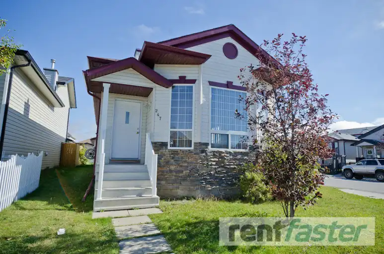 House for rent | 247 Martinvalley Cres., Calgary | 3149172