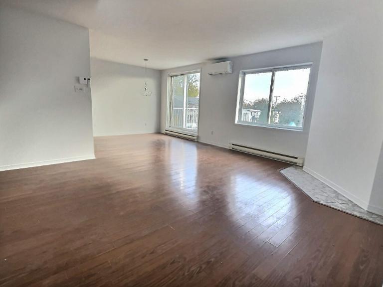 2 CH - 1 SDB - Charlemagne - $1,550 /mo | 3149497