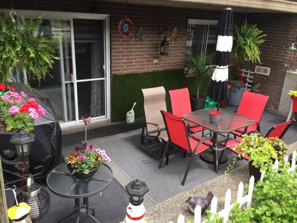 41/2, Béton**Tout rénové**Impeccable!**Rez-de-Jardin**Grande terrasse**Belle luminosité**Non fumeur de toute substance**1425$/mois | 3151063