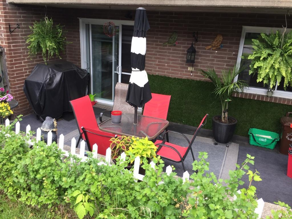 41/2, Béton**Tout rénové**Impeccable!**Rez-de-Jardin**Grande terrasse**Belle luminosité**Non fumeur de toute substance**1425$/mois | 3151063