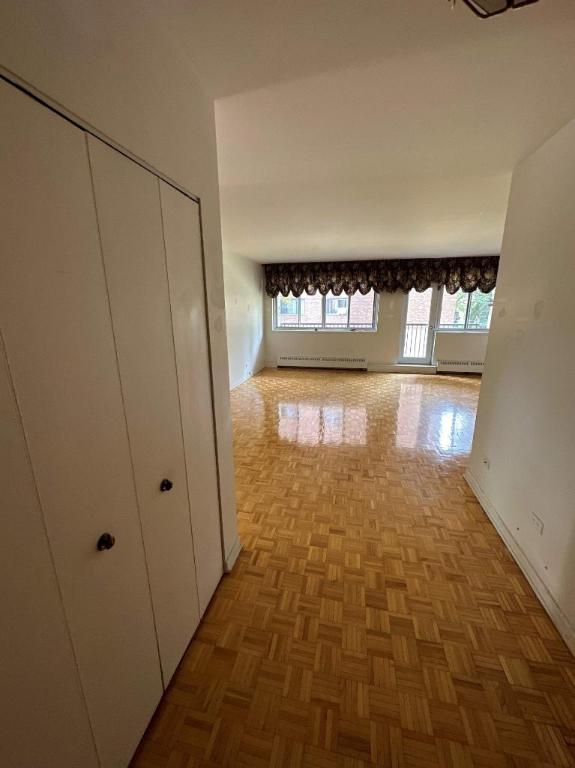 2 CH - 1 SDB - St-Laurent - $1,462 /mo | 3151074