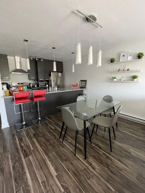 Condo 4 1/2 + Den | Occupation Immédiate | 3151090