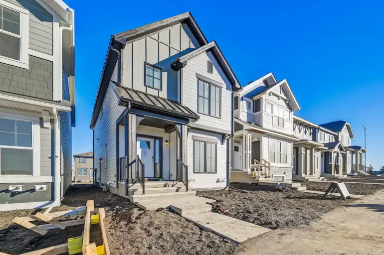 Cozy 2 Bedroom legal basement suite with lake access | 30 Magnolia Street Southeast, Calgary | 3151316